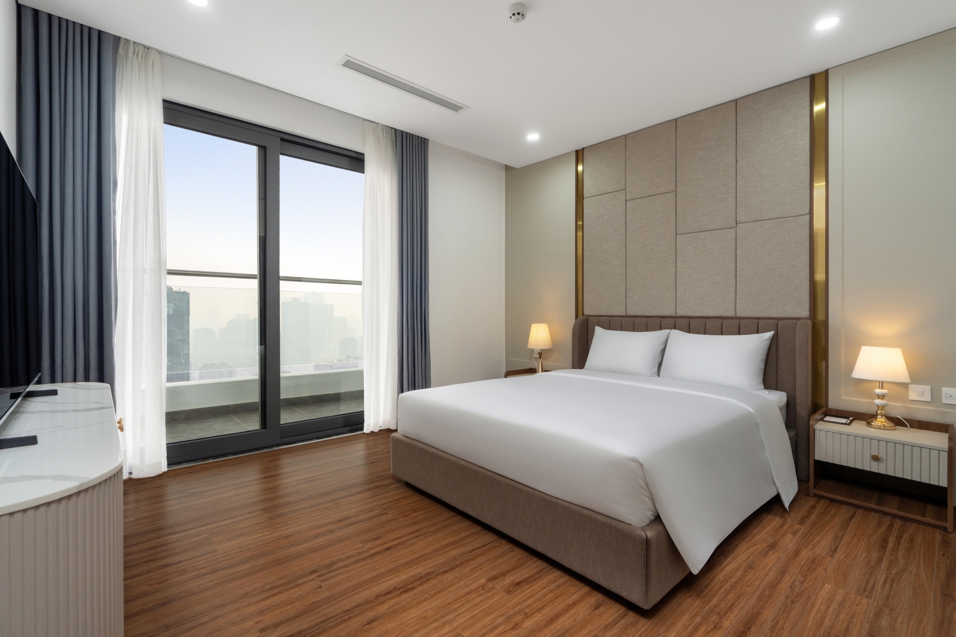 THREE BEDROOM SIGNATURE (3DBL)