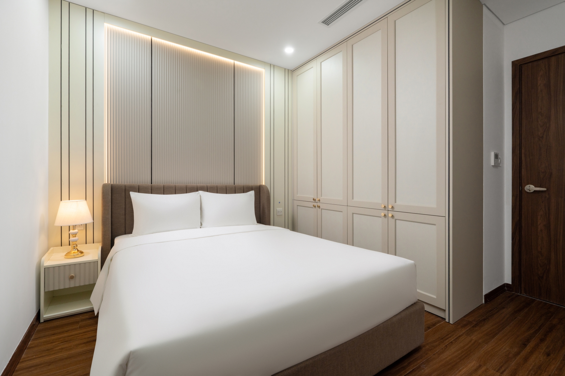 THREE BEDROOM GRAND SUITES (3DBL)